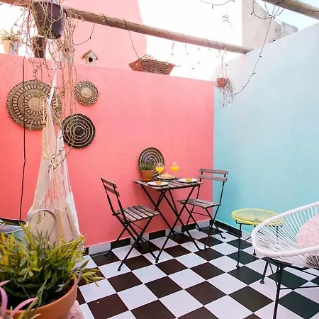 Charming With Terrace St Amaro ליסבון