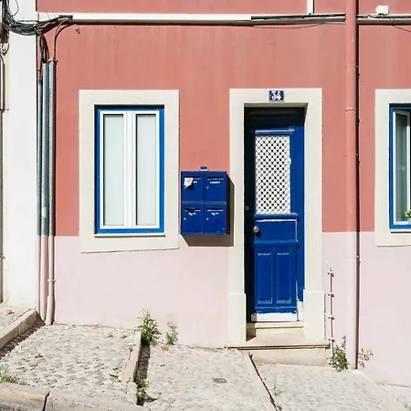 דירה Charming With Terrace St Amaro ליסבון