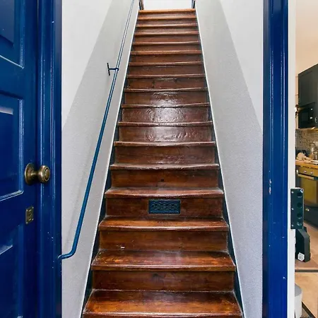 Appartement Charming With Terrace St Amaro Lisboa